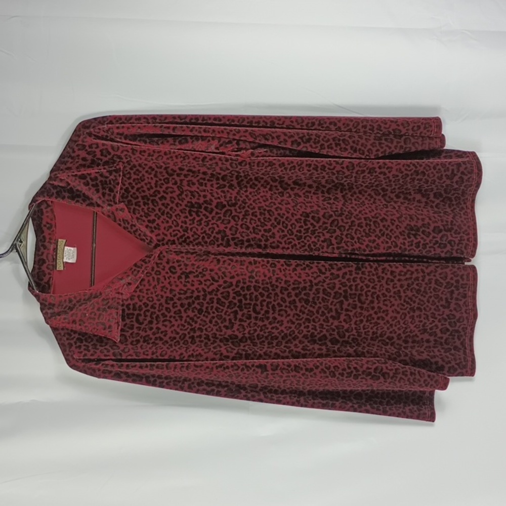 Notations Velvet Cheetah Print Top
